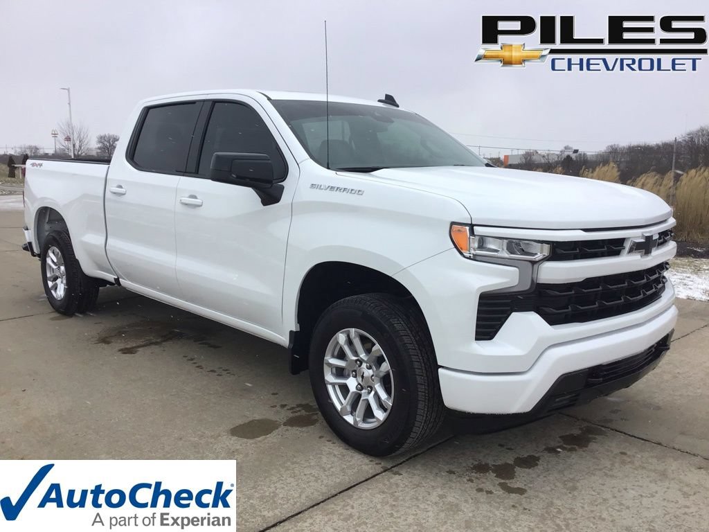 Used 2025 Chevrolet Silverado 1500 RST w/ Convenience Package II AWD/4WD image 1