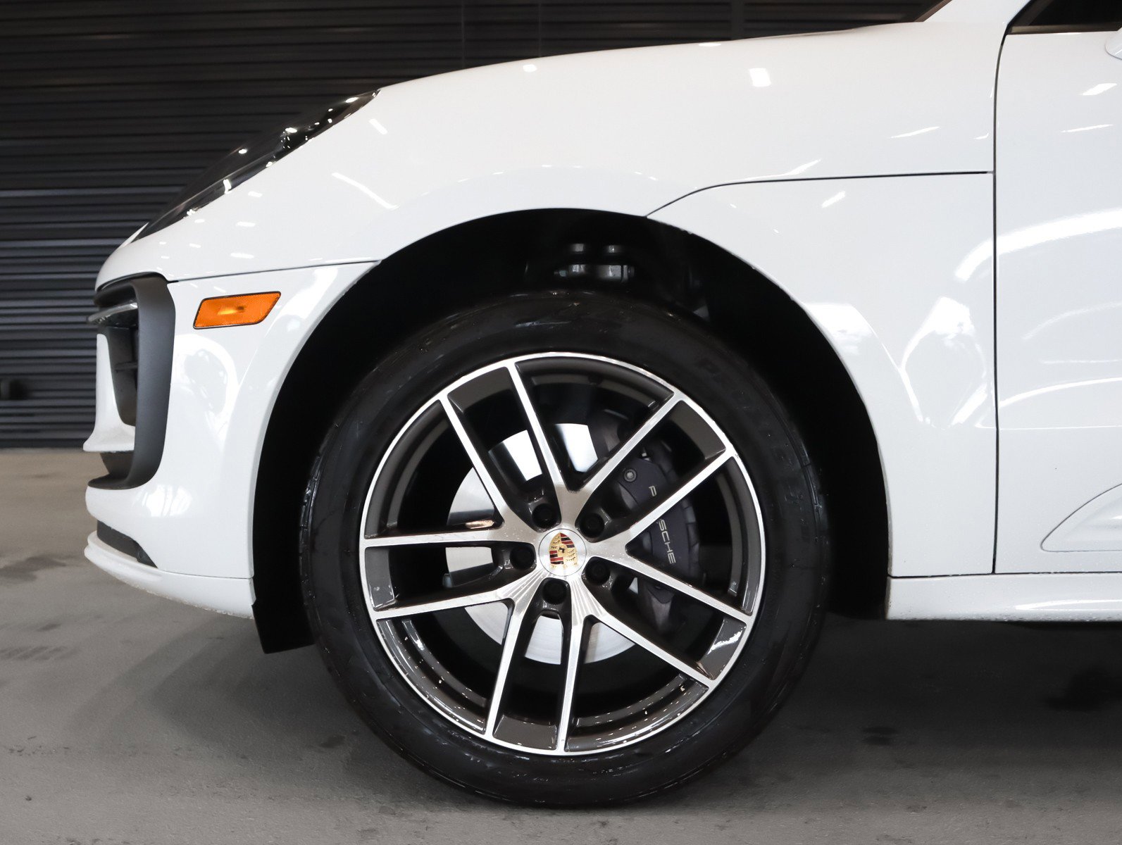 Certified 2022 Porsche Macan image 25