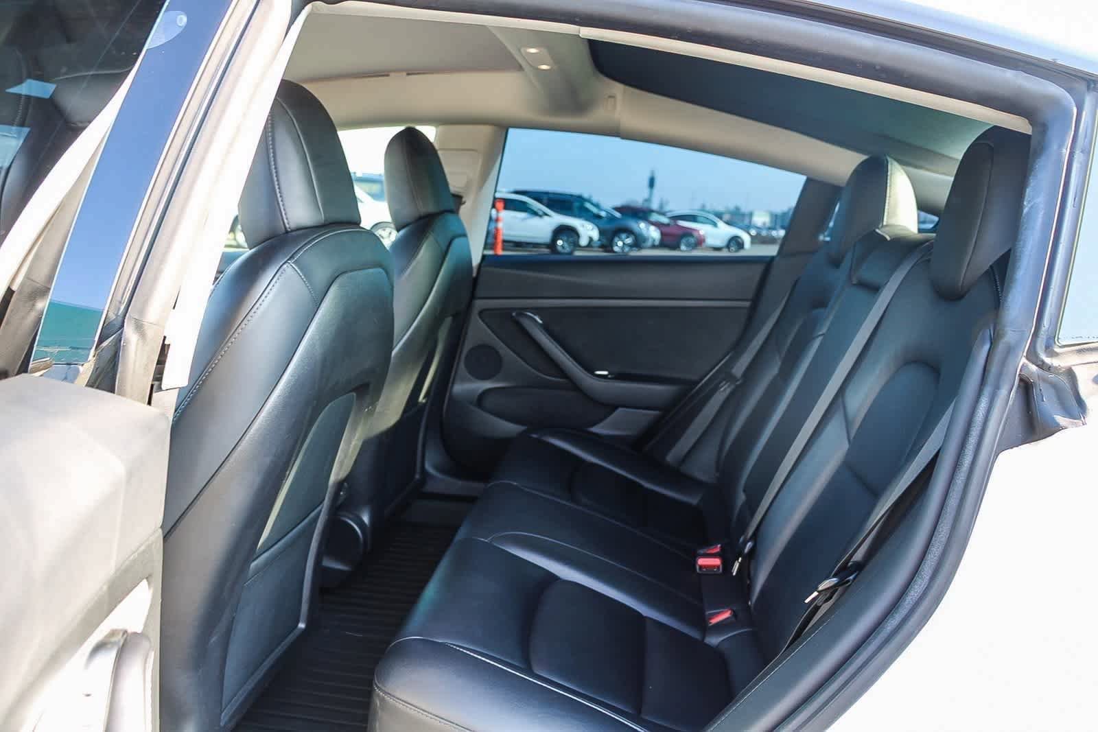 Used 2022 Tesla Model 3 Long Range image 13