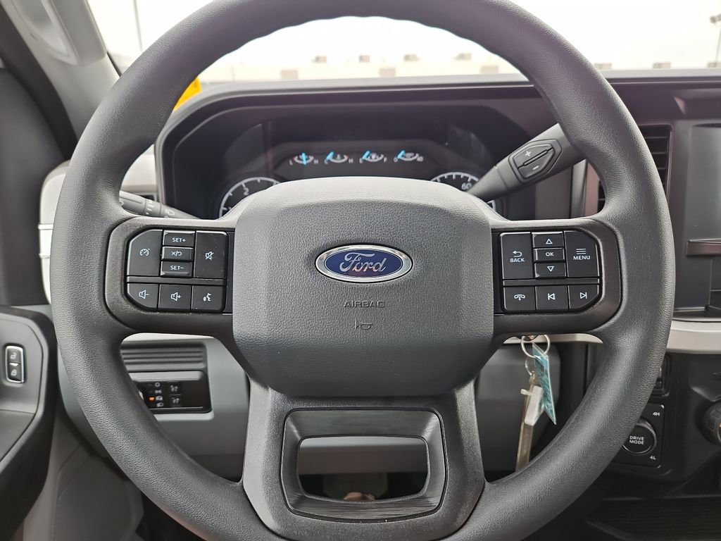 New 2026 Ford F350 XL w/ XL Chrome Package image 27