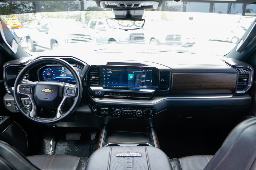 Used 2024 Chevrolet Silverado 2500 High Country w/ High Country Premium Package image 28