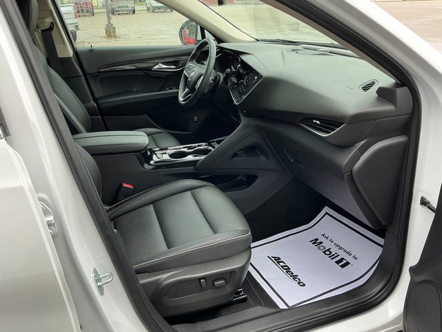 Used 2023 Buick Envision Essence image 12