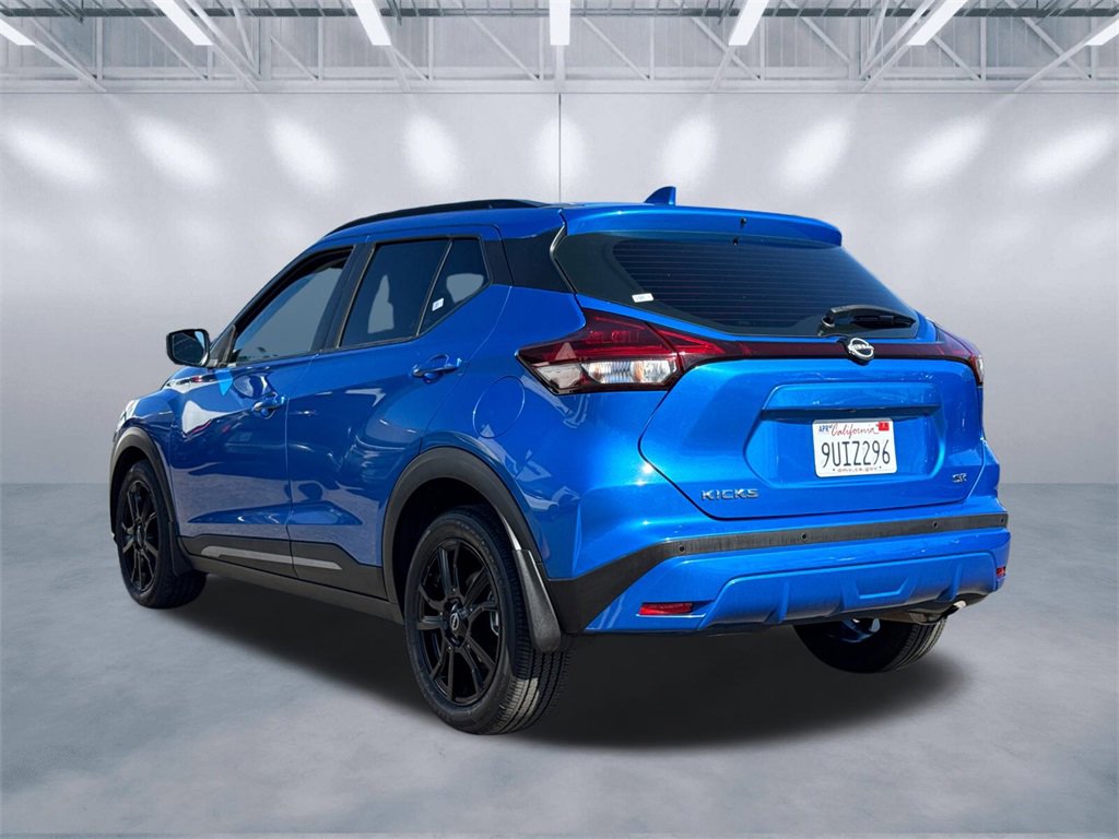 Used 2023 Nissan Kicks SR image 4