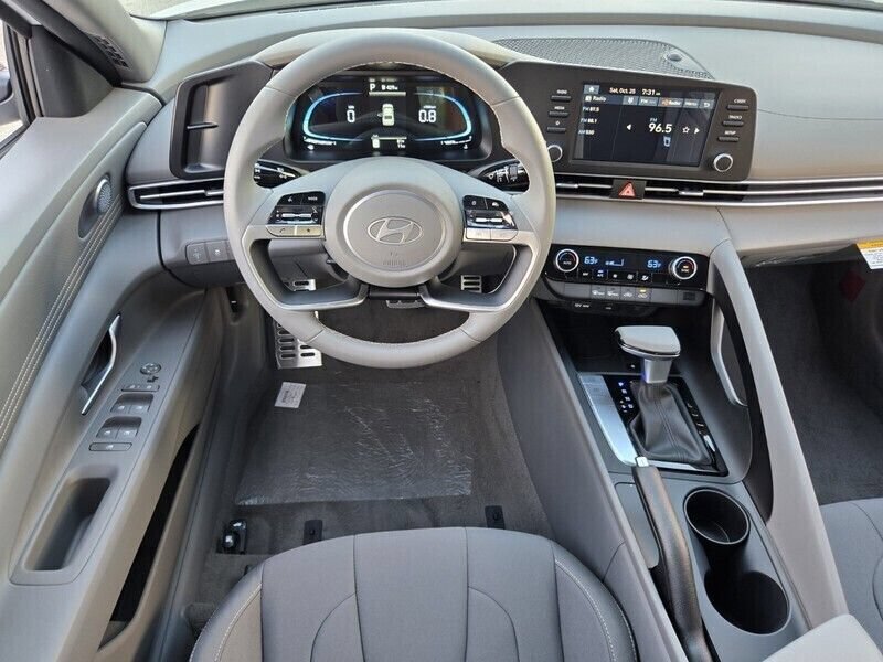 New 2026 Hyundai Elantra Sport FWD image 7