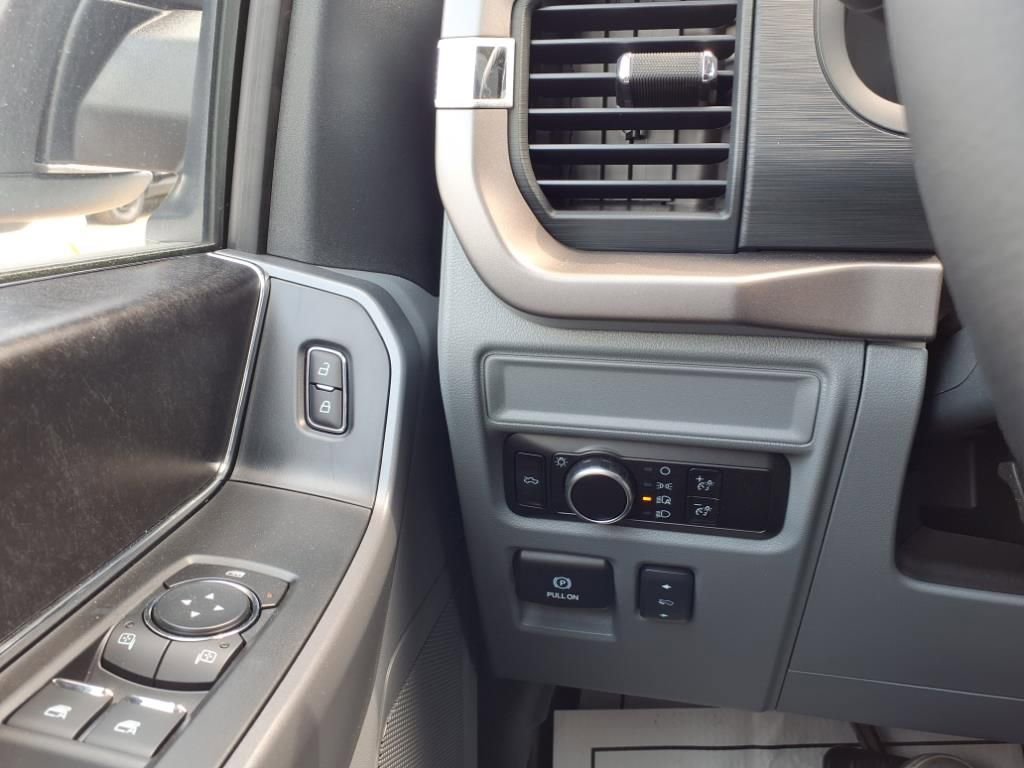 New 2025 Ford F150 Lightning XLT AWD/4WD image 15
