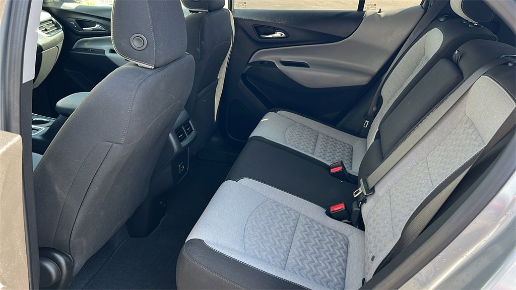 Used 2023 Chevrolet Equinox LS image 9