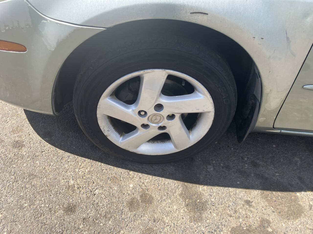 Used 2004 MAZDA MAZDA6 i FWD image 13