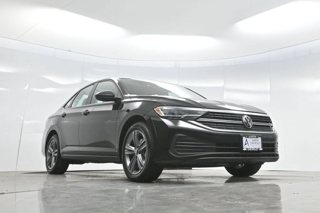 Used 2024 Volkswagen Jetta SE FWD image 61