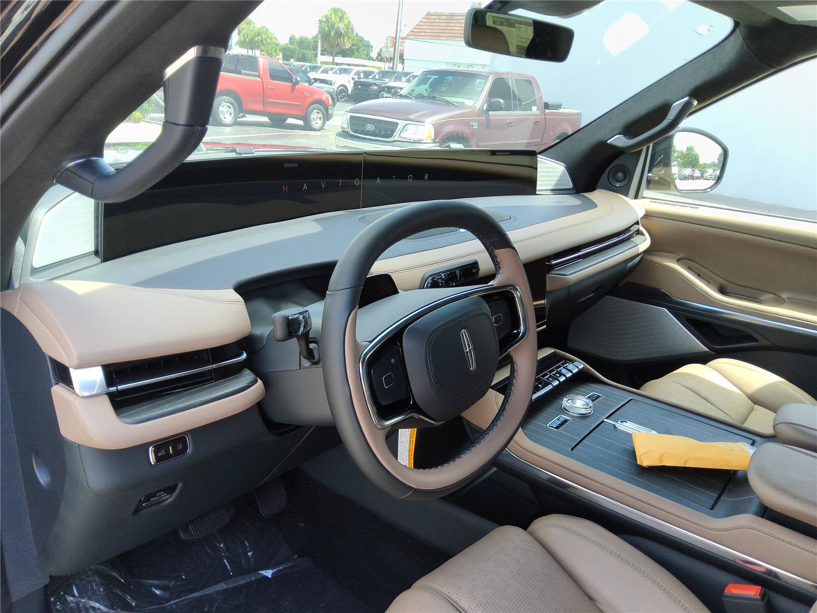New 2027 Lincoln Navigator Black Label AWD/4WD image 11