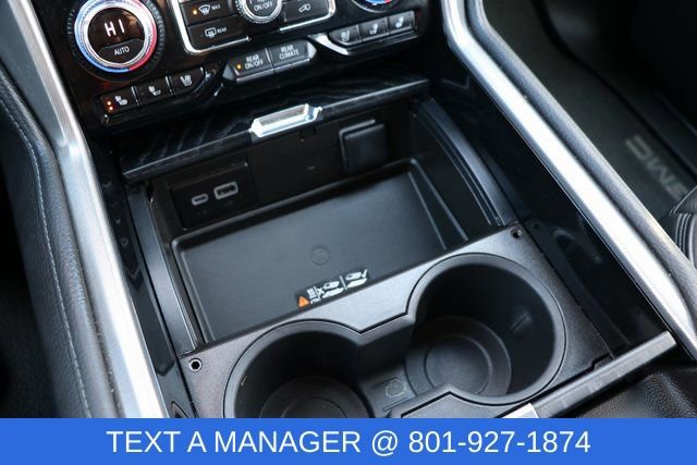 Used 2024 GMC Yukon XL Denali image 29