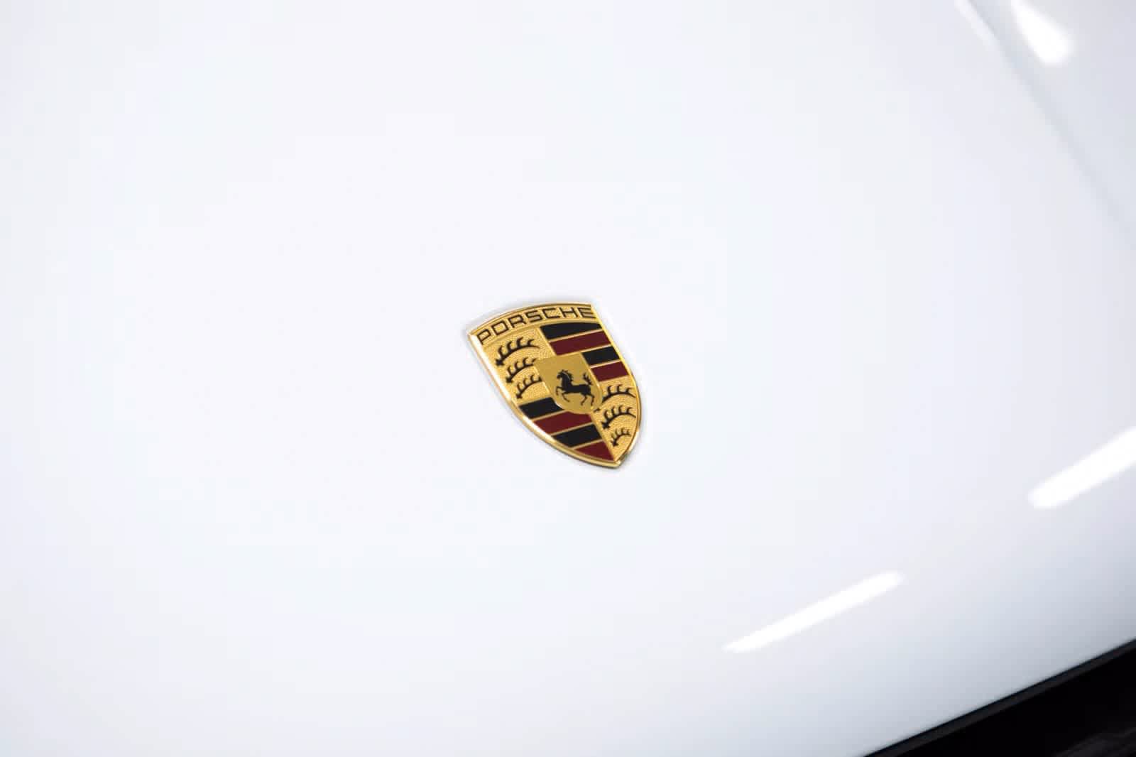 Certified 2026 Porsche Macan AWD/4WD image 17