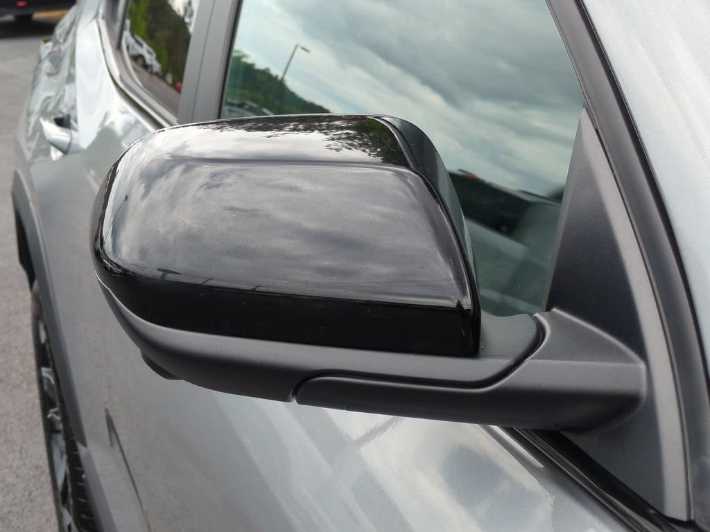Used 2026 Chevrolet Equinox RS w/ Convenience Package III FWD image 14