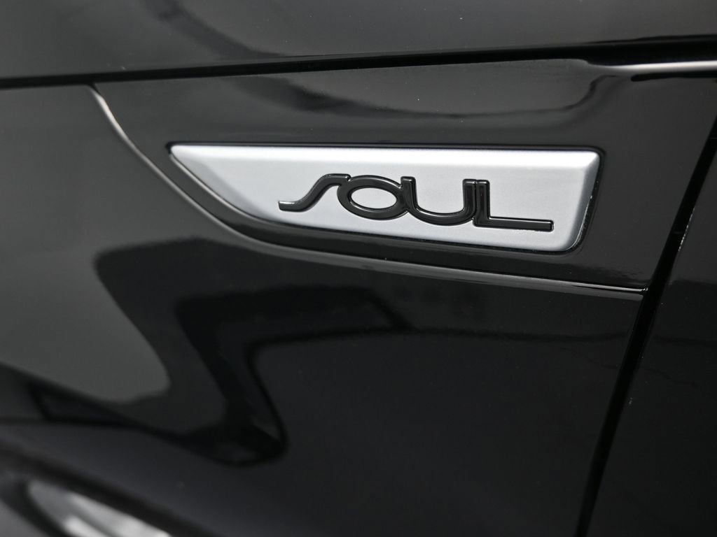 Used 2019 Kia Soul image 39