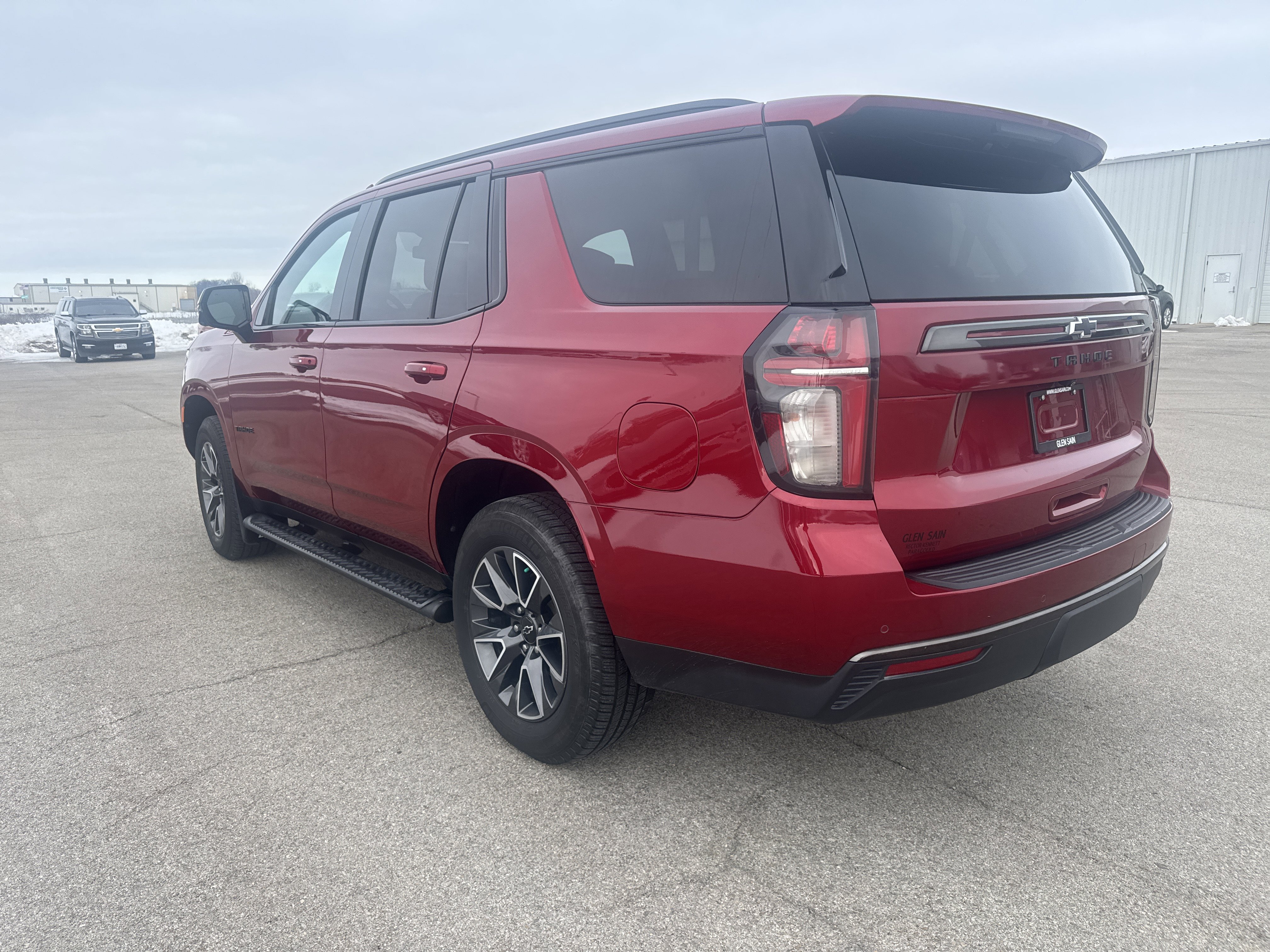 Used 2021 Chevrolet Tahoe Z71 w/ Z71 Signature Package image 3