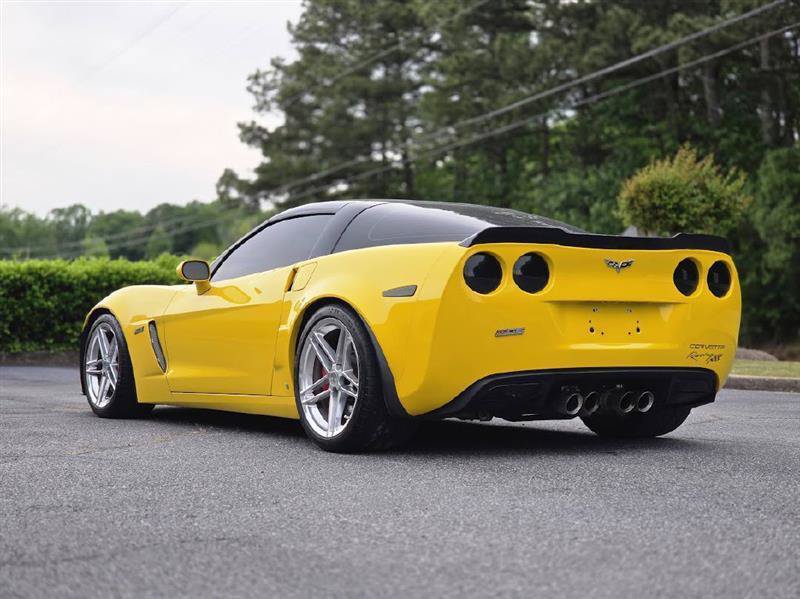 Used 2006 Chevrolet Corvette Z06 w/ Preferred Equipment Group RWD image 8