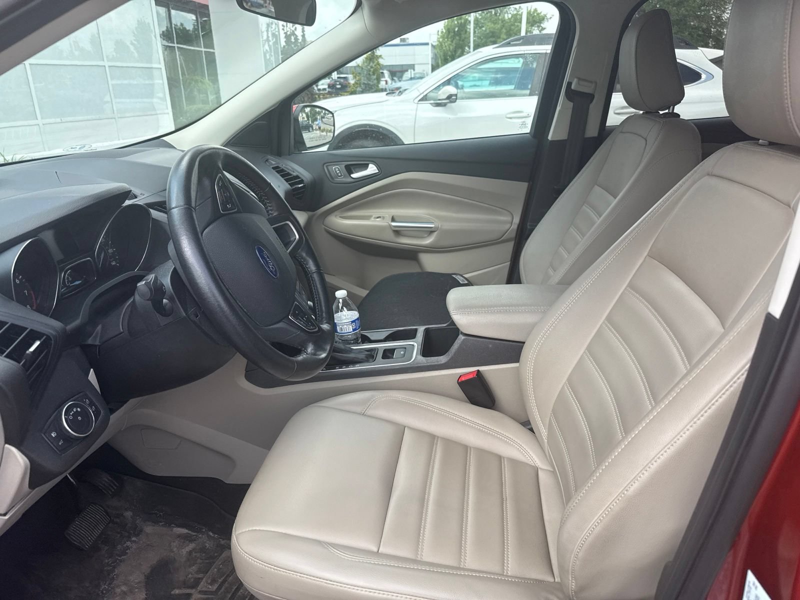 Used 2019 Ford Escape SEL AWD/4WD image 17