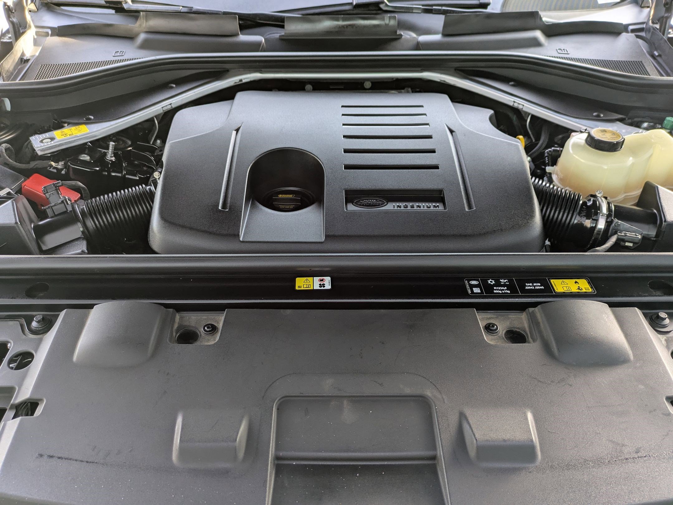 Used 2024 Land Rover Range Rover Sport SE image 33