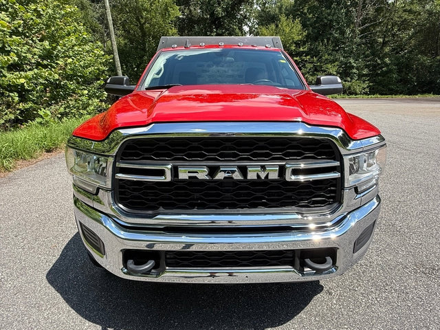 Used 2019 RAM 5500 Tradesman AWD/4WD image 3