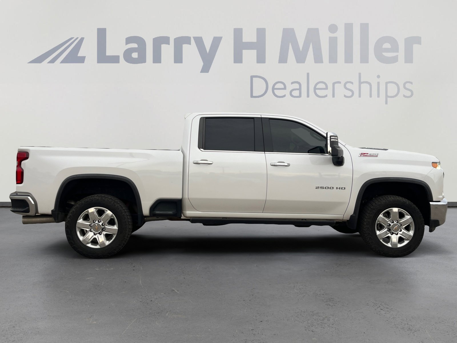 Used 2021 Chevrolet Silverado 2500 LTZ image 6