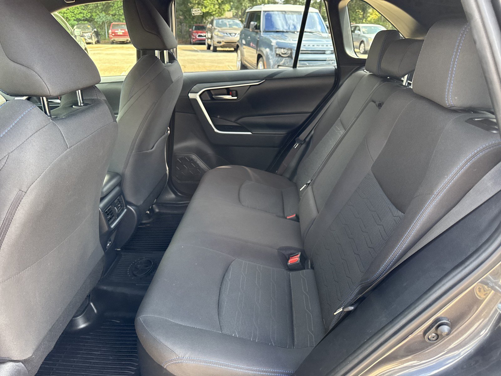 Used 2024 Toyota RAV4 SE AWD/4WD image 13