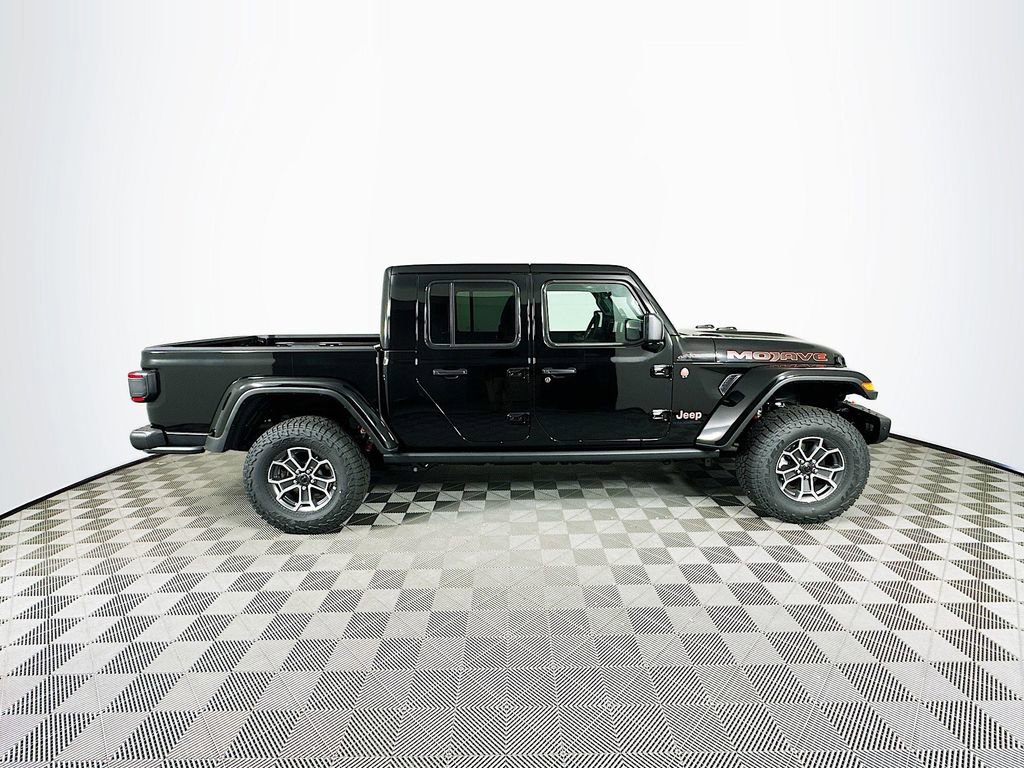 New 2026 Jeep Gladiator Mojave image 10