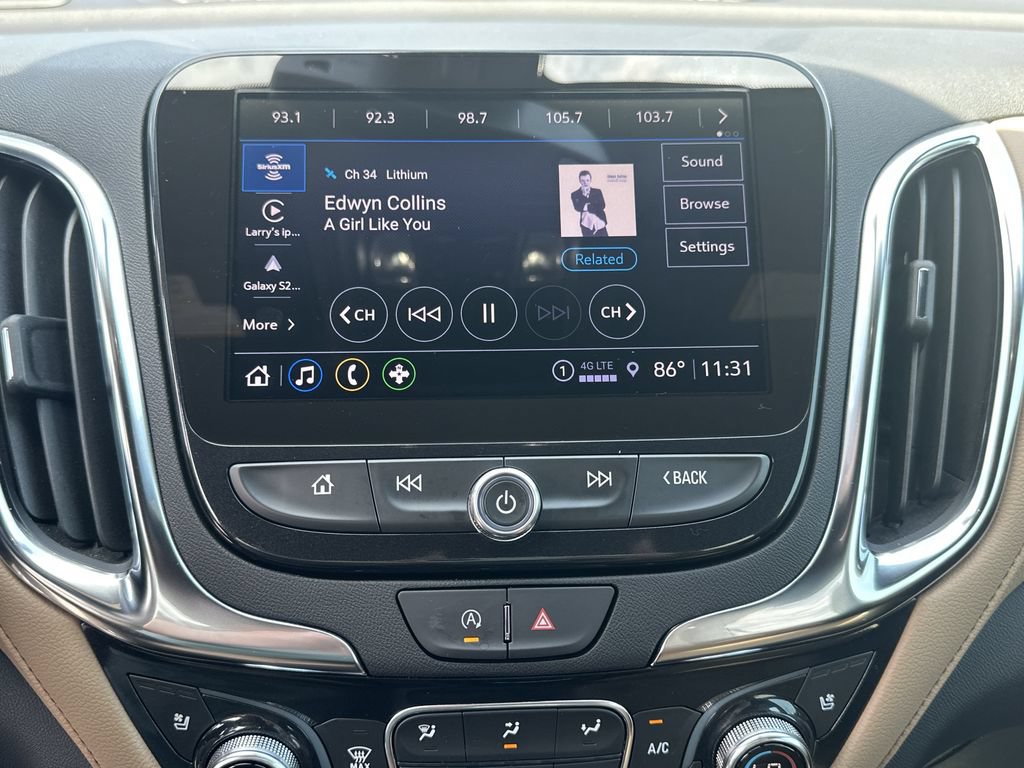 Used 2024 Chevrolet Equinox Premier FWD image 11