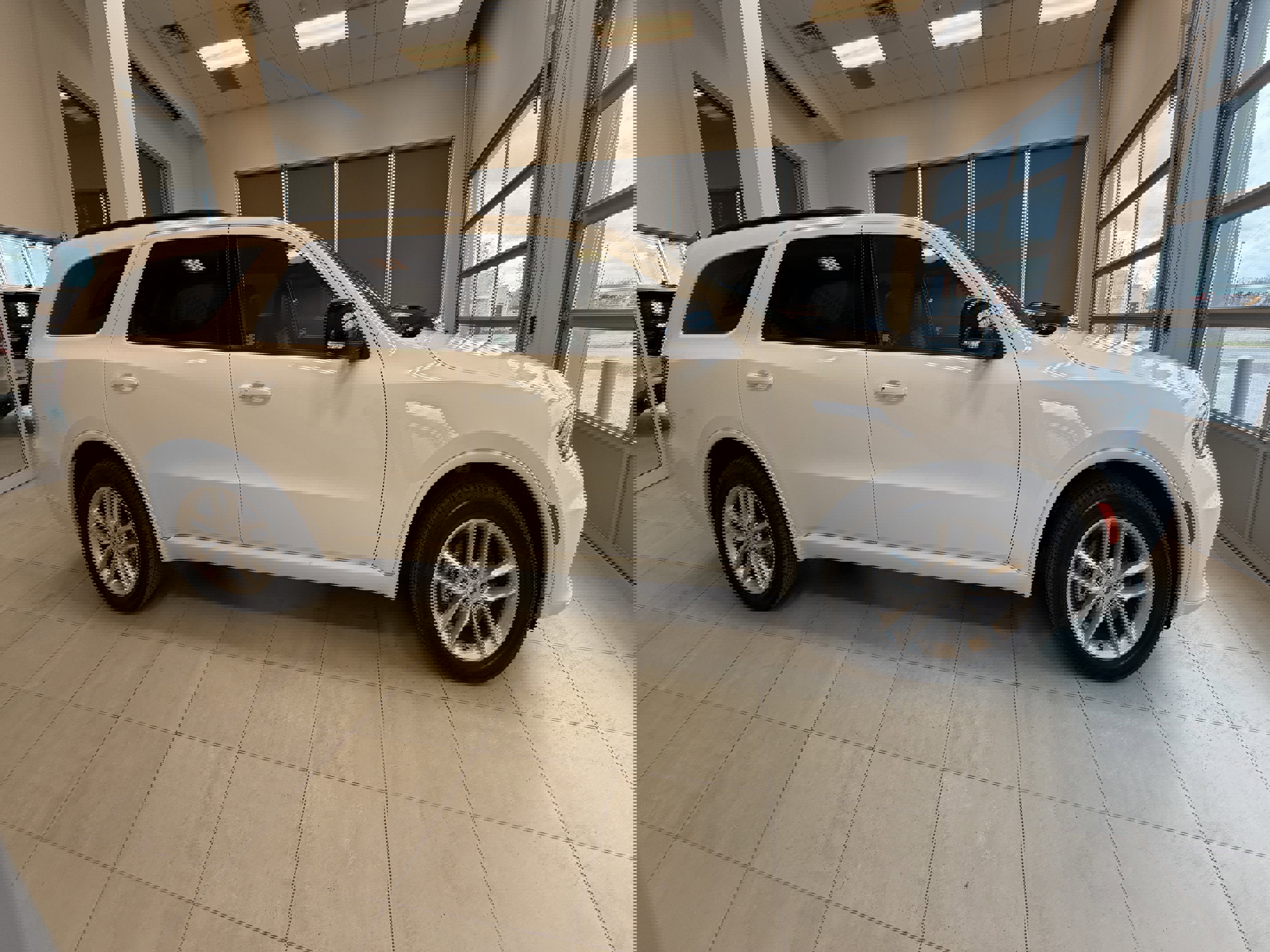 Used 2023 Dodge Durango GT image 3