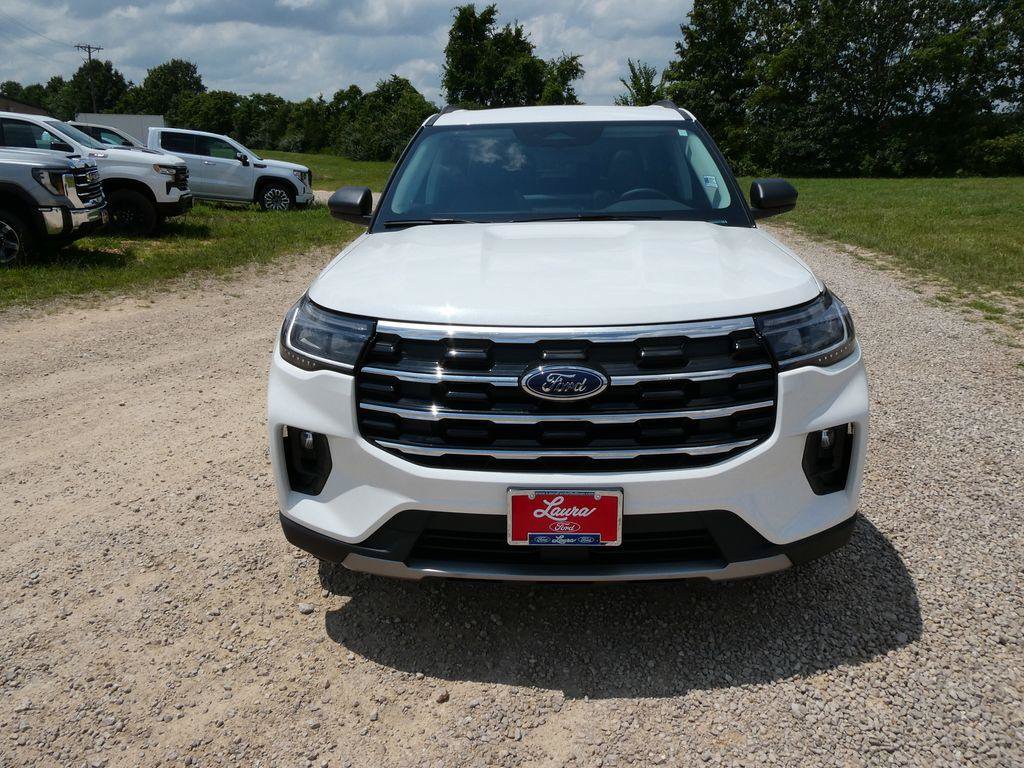 New 2026 Ford Explorer Active w/ Active Comfort Package AWD/4WD image 9