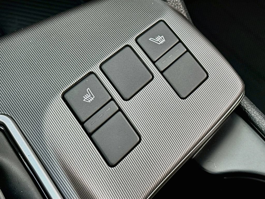 Certified 2026 Kia Sportage EX FWD image 19