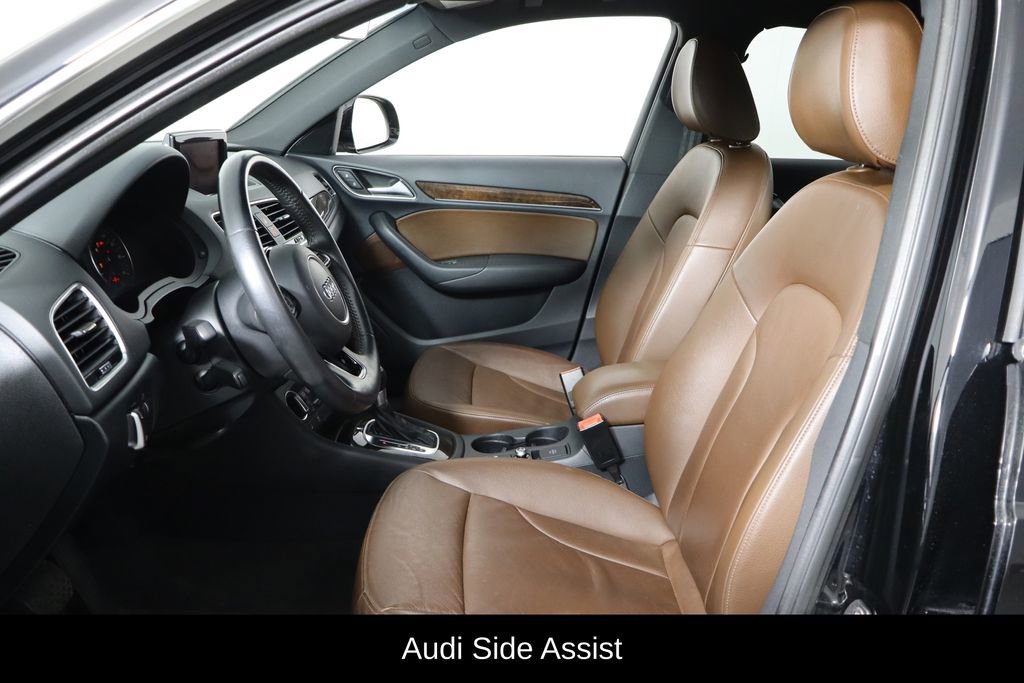 Used 2018 Audi Q3 2.0T Premium Plus w/ Premium Plus Package AWD/4WD image 7