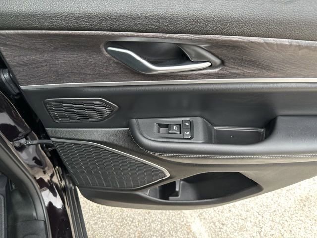 Used 2022 Jeep Grand Cherokee Limited 4xe w/ Luxury Tech Group II image 18