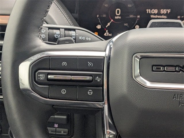 Used 2025 GMC Yukon XL Denali w/ Denali Reserve Package image 30