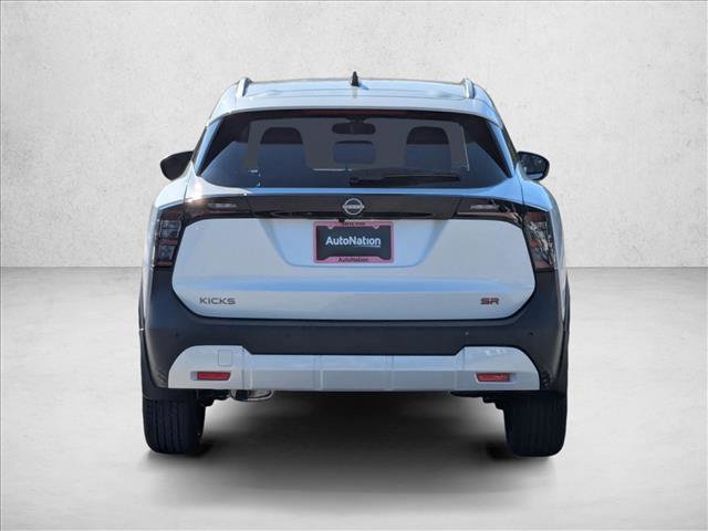New 2026 Nissan Kicks SR image 7
