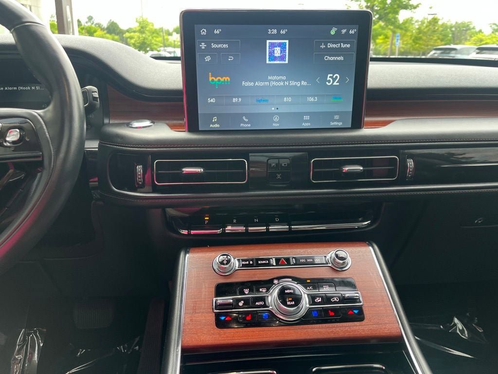 Used 2023 Lincoln Aviator Reserve w/ Equipment Group 201A AWD/4WD image 32