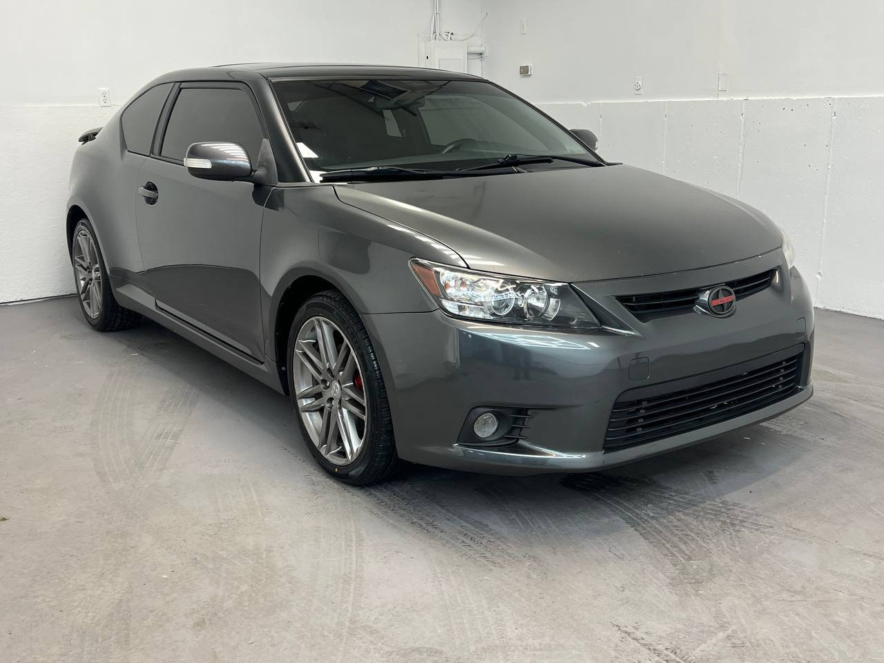 Used 2013 Scion tC image 3