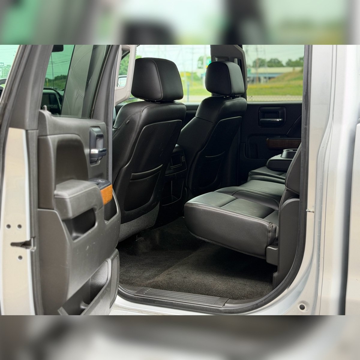 Used 2014 GMC Sierra 1500 SLT w/ Suspension Package, Off-Road AWD/4WD image 7