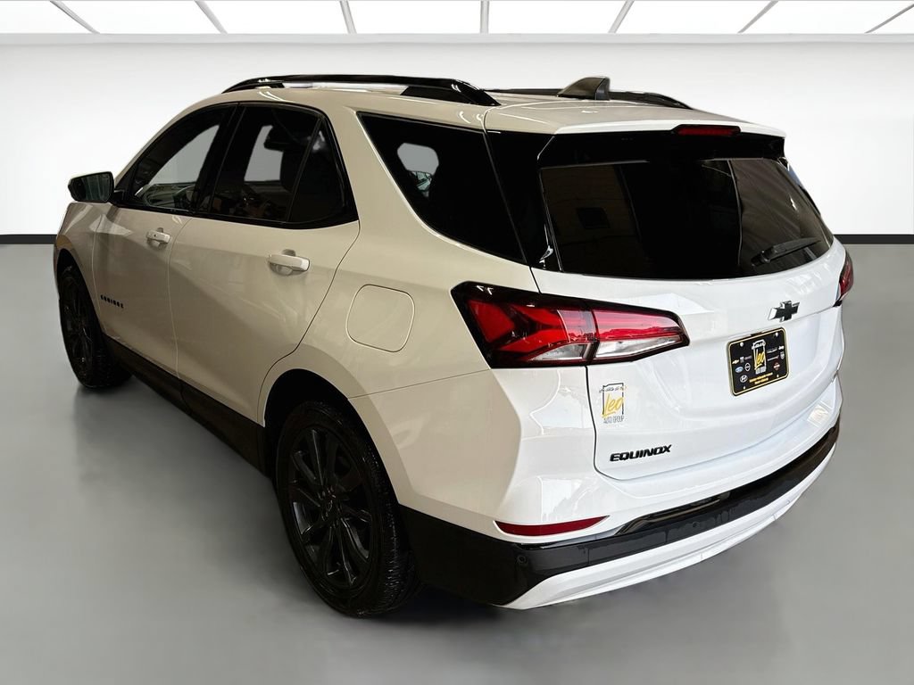 Used 2024 Chevrolet Equinox RS w/ LPO, Floor Liner Package FWD image 7