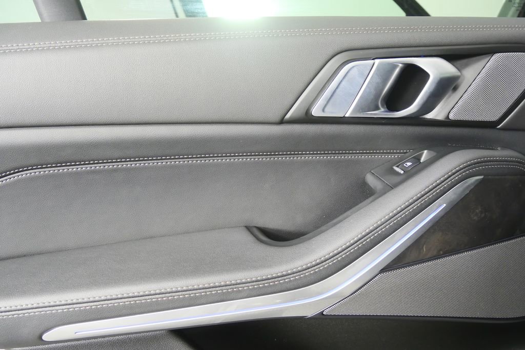 Certified 2024 BMW X5 xDrive40i image 13