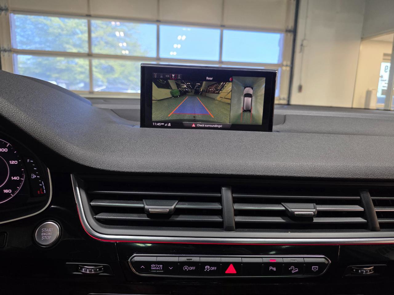 Used 2018 Audi Q7 3.0T Prestige w/ Prestige Package image 33