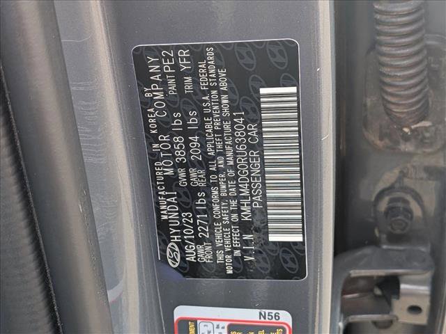 Used 2024 Hyundai Elantra SEL image 25