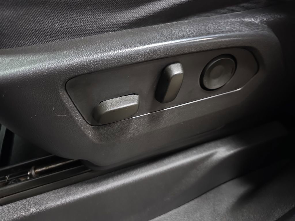 Certified 2023 Chevrolet Silverado 1500 RST AWD/4WD image 30