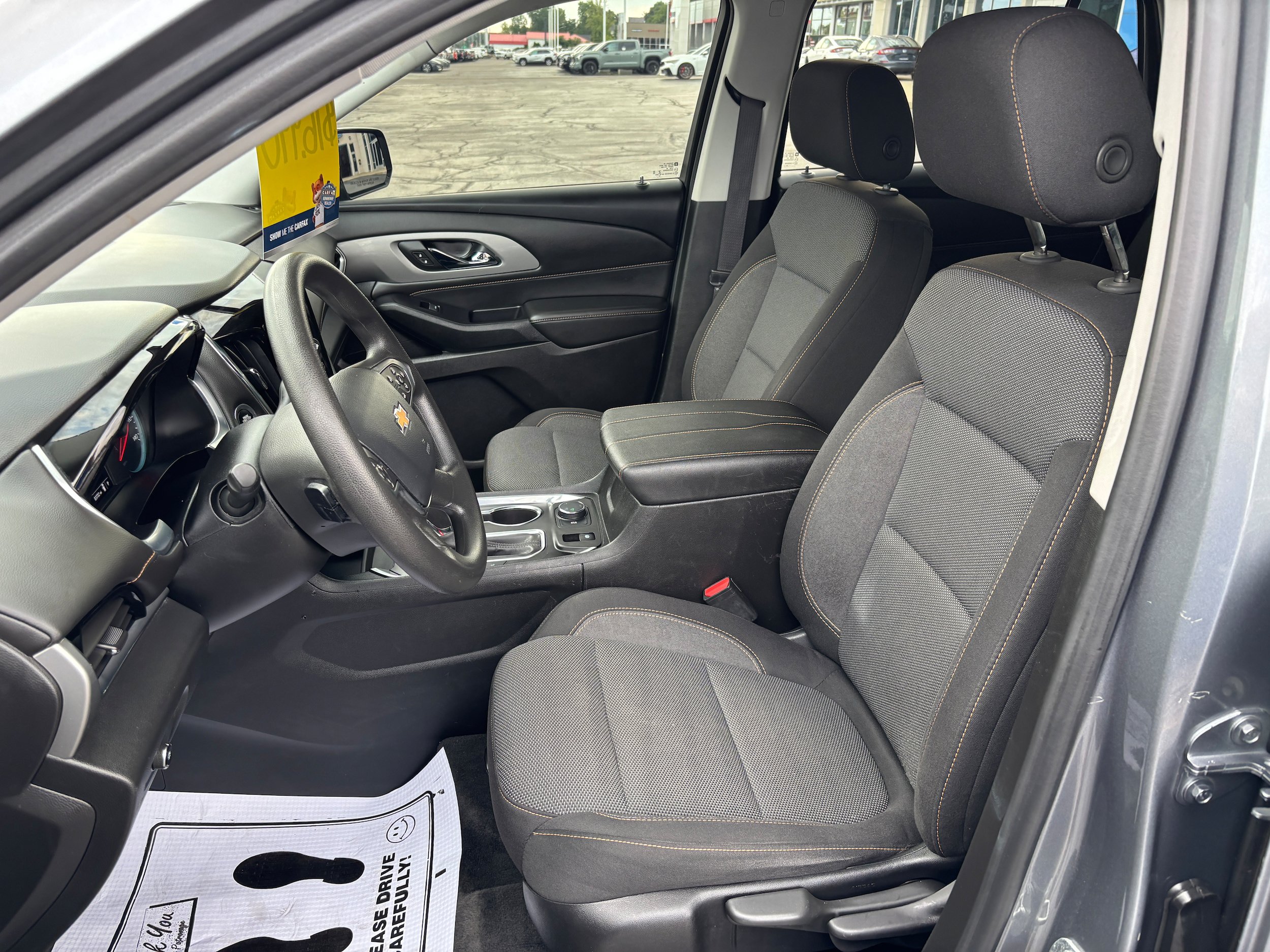 Used 2020 Chevrolet Traverse LS AWD/4WD image 9