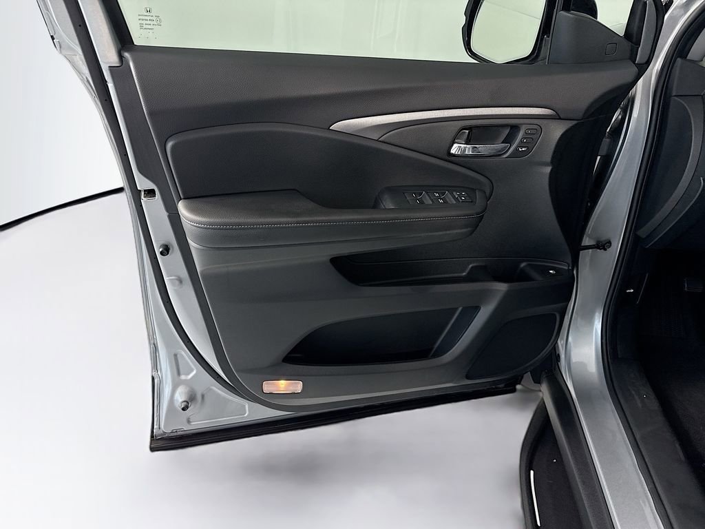 Certified 2023 Honda Ridgeline RTL-E image 24