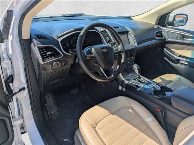Used 2018 Ford Edge SEL w/ Equipment Group 201A FWD image 10
