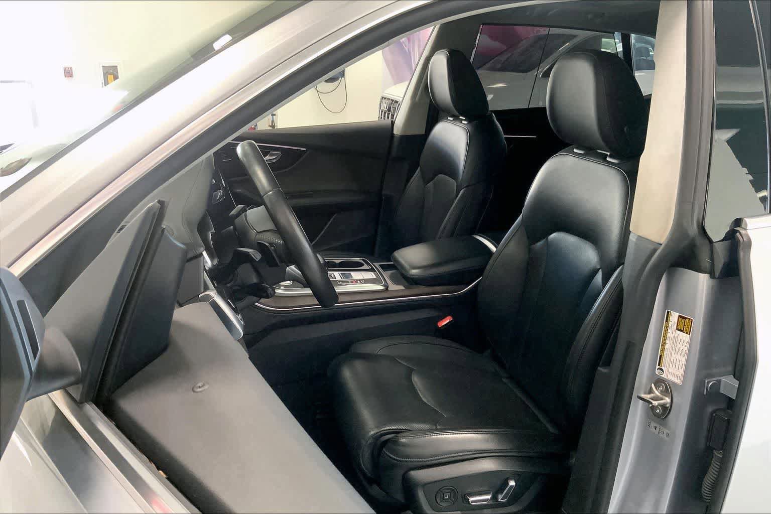 Used 2019 Audi Q8 Prestige image 10