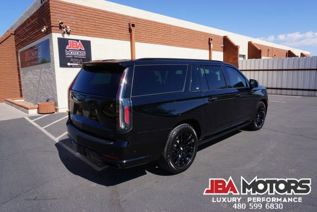 Used 2021 Cadillac Escalade ESV Sport w/ Driver Assist Tech Package image 15