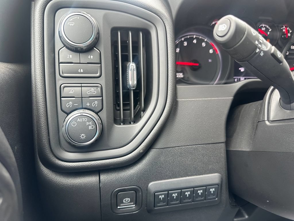 New 2026 Chevrolet Silverado 3500 W/T w/ WT Convenience Package AWD/4WD image 10
