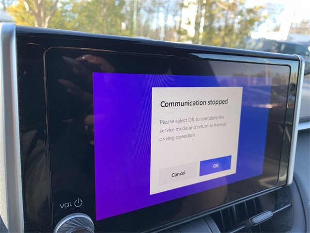 Used 2023 Toyota RAV4 SE image 21