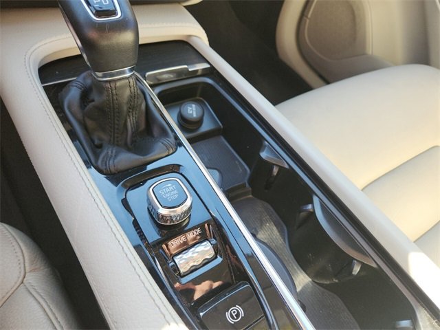 Used 2020 Volvo XC90 T6 Momentum image 21