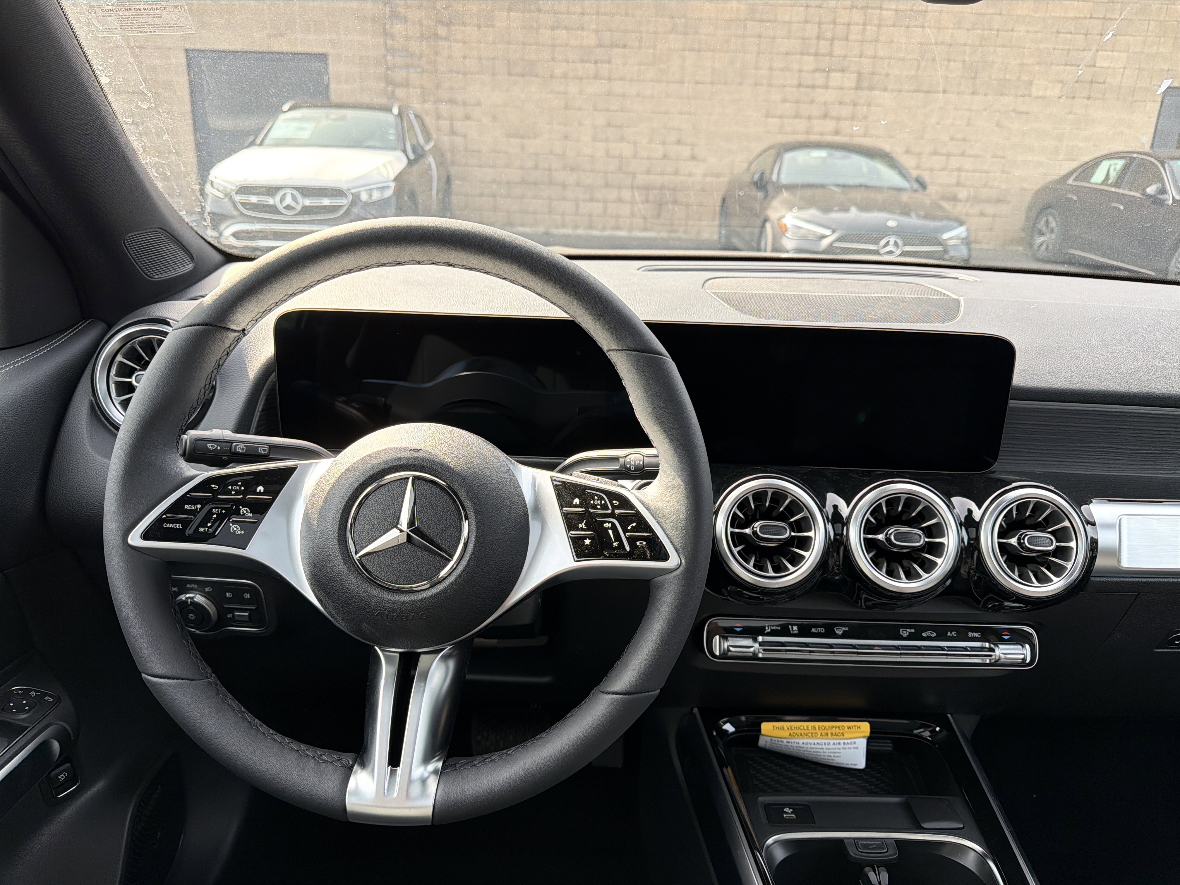 New 2026 Mercedes-Benz GLB 250 4MATIC image 12